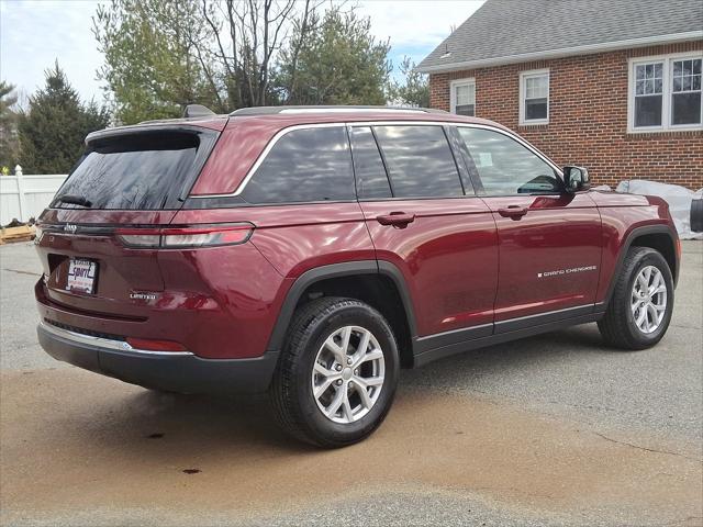 used 2022 Jeep Grand Cherokee car, priced at $35,600