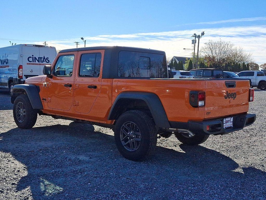 new 2025 Jeep Gladiator car, priced at $47,115