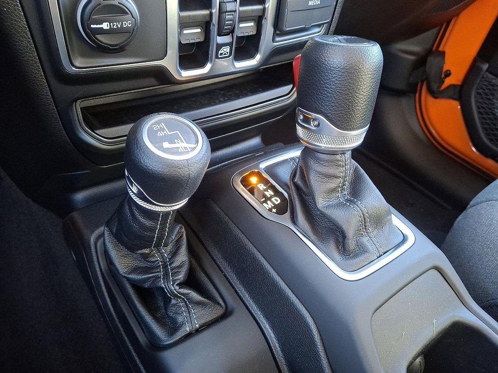 new 2025 Jeep Gladiator car, priced at $47,115