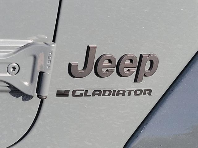 new 2024 Jeep Gladiator car, priced at $48,861