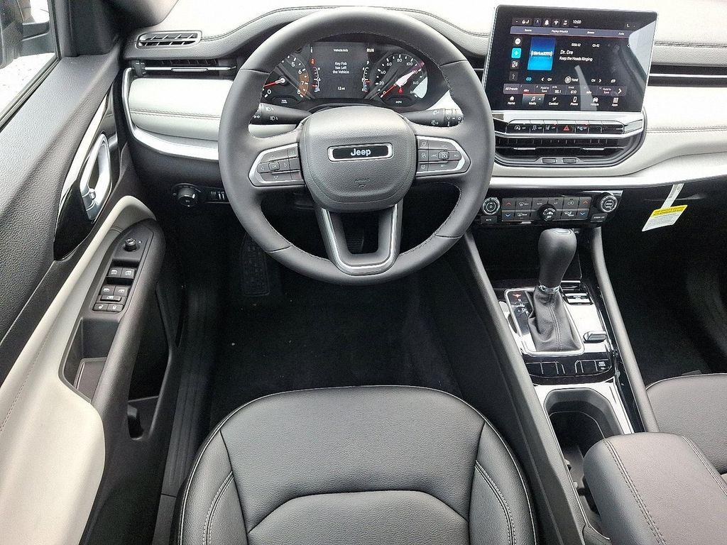 new 2025 Jeep Compass car, priced at $34,833