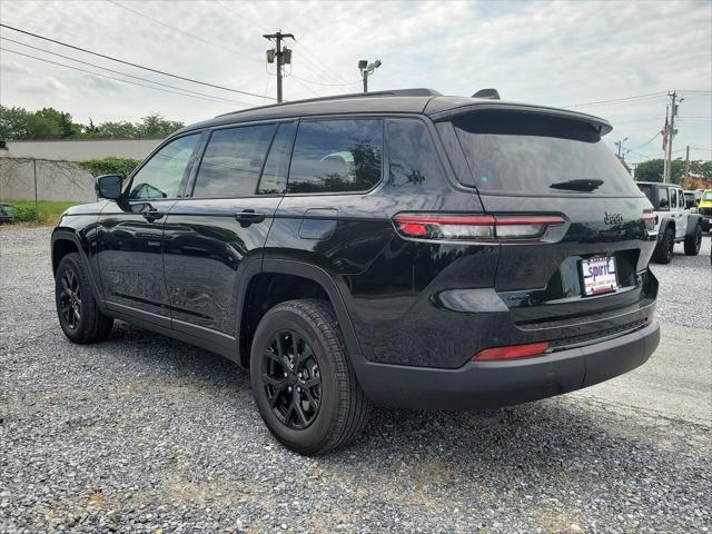 new 2024 Jeep Grand Cherokee L car, priced at $47,689