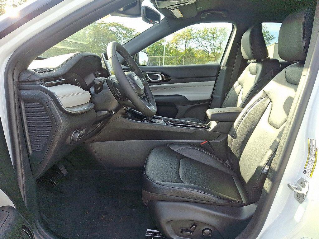 new 2026 Jeep Compass car, priced at $34,683