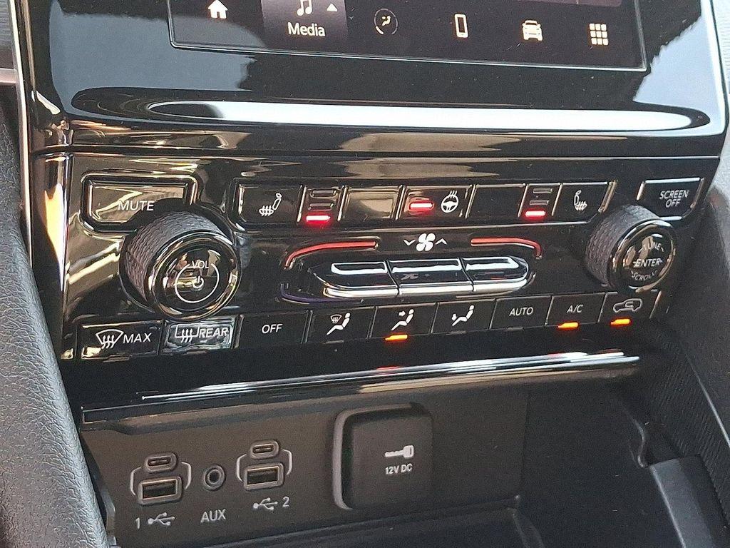 new 2025 Jeep Grand Cherokee L car, priced at $45,920