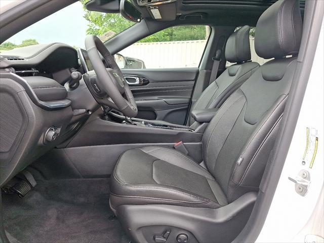 used 2023 Jeep Compass car