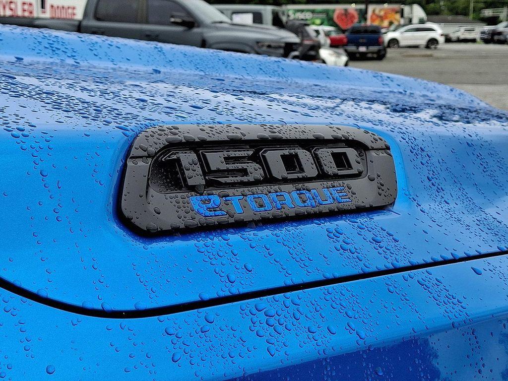 new 2025 Ram 1500 car, priced at $58,285