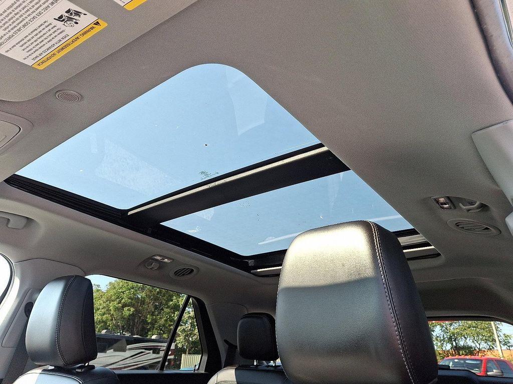 used 2022 Ford Explorer car, priced at $35,500