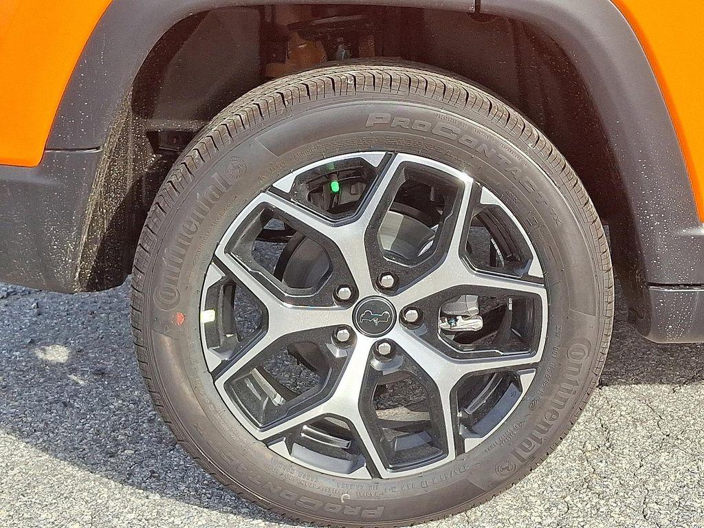 new 2026 Jeep Compass car, priced at $35,231