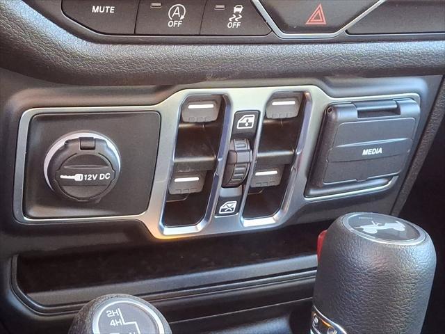 new 2025 Jeep Wrangler car, priced at $49,450