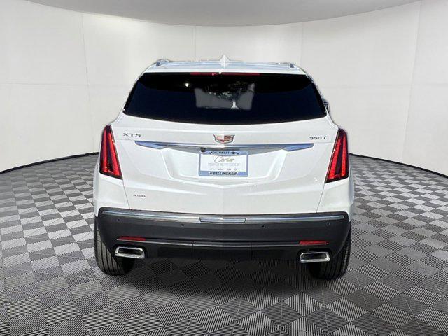 new 2025 Cadillac XT5 car, priced at $45,997