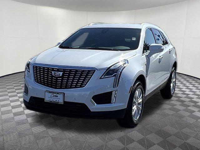 new 2025 Cadillac XT5 car, priced at $45,997