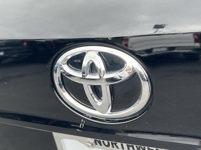 used 2021 Toyota Highlander car, priced at $40,997