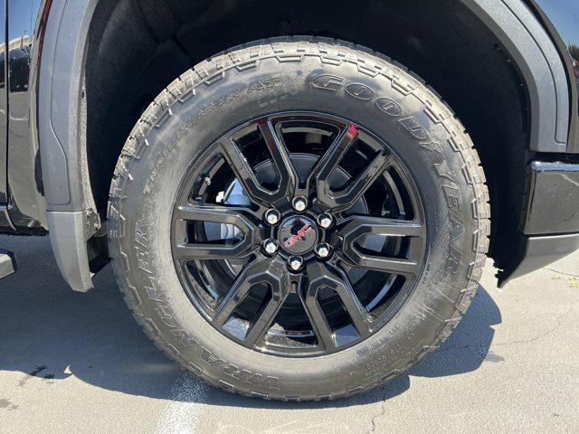 new 2025 GMC Sierra 1500 car, priced at $47,050