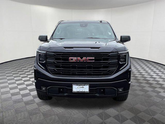 new 2025 GMC Sierra 1500 car, priced at $47,247
