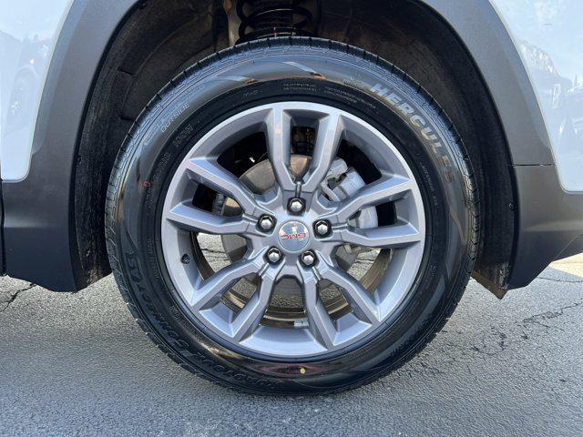 used 2024 GMC Terrain car, priced at $26,797