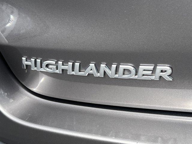 used 2018 Toyota Highlander car, priced at $25,497