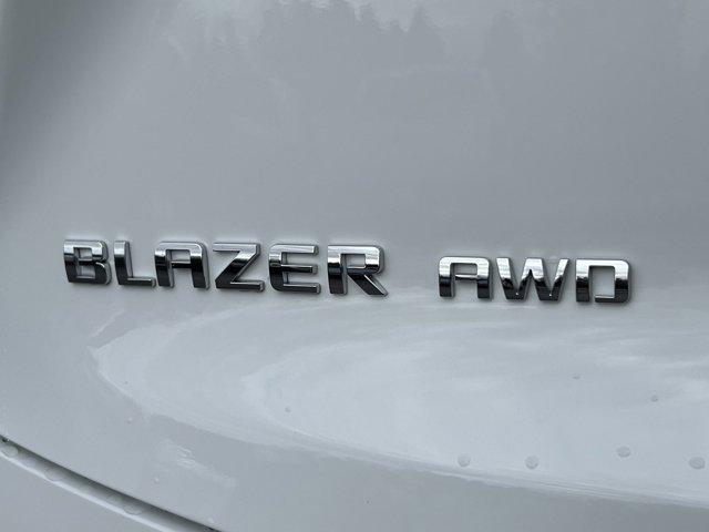 new 2025 Chevrolet Blazer car, priced at $35,995