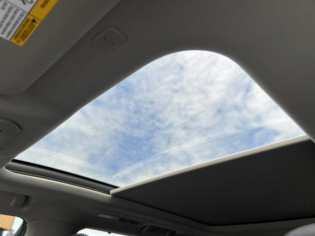 used 2021 Toyota Highlander car, priced at $35,697