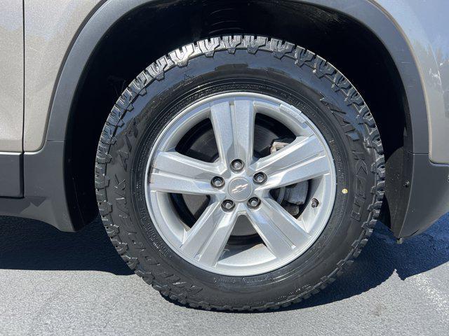 used 2021 Chevrolet Trax car, priced at $14,997