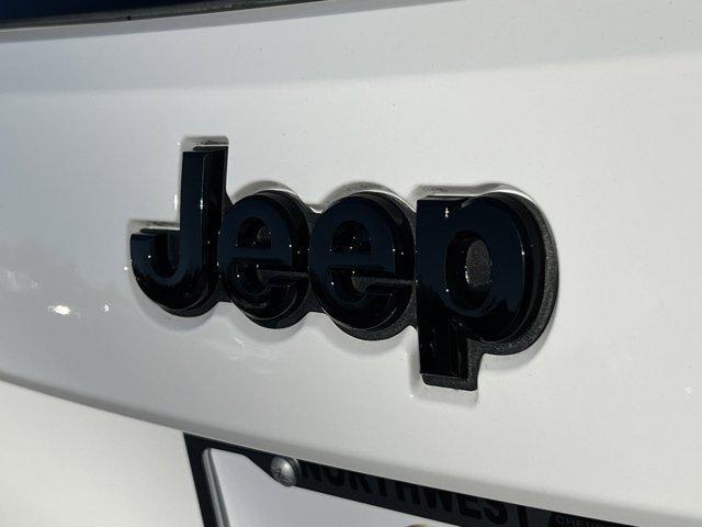 used 2020 Jeep Grand Cherokee car, priced at $28,697