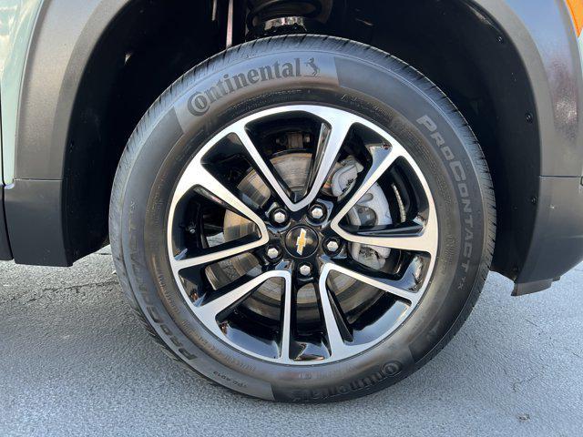 used 2025 Chevrolet TrailBlazer car, priced at $25,897