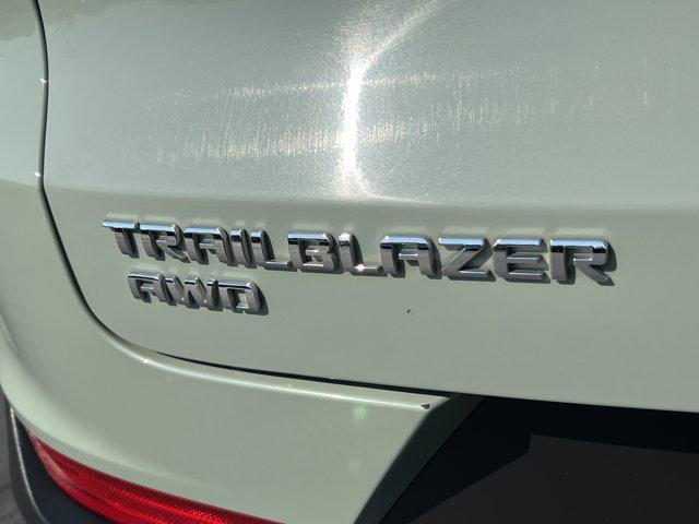 used 2025 Chevrolet TrailBlazer car, priced at $25,897