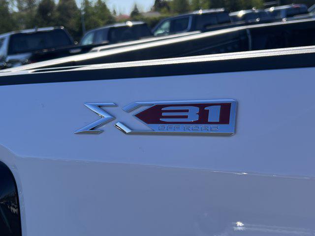 new 2025 GMC Sierra 1500 car, priced at $56,247