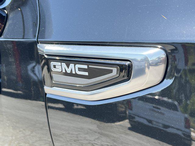used 2024 GMC Yukon car, priced at $66,997