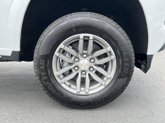 new 2025 Chevrolet Colorado car, priced at $32,997