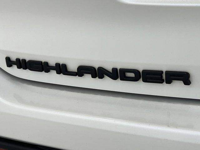 used 2021 Toyota Highlander car, priced at $38,297