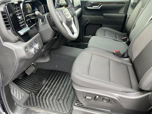 new 2025 GMC Sierra 1500 car, priced at $49,216