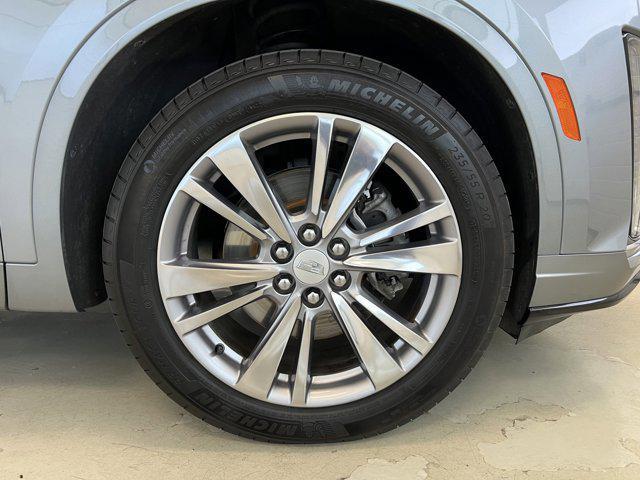 used 2023 Cadillac XT6 car, priced at $36,997