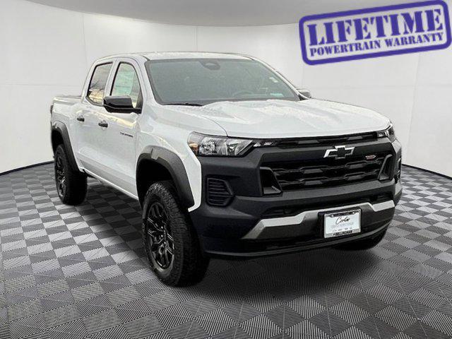 new 2024 Chevrolet Colorado car, priced at $37,997