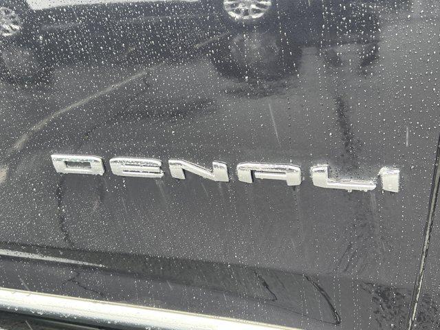 used 2024 GMC Yukon car, priced at $77,797