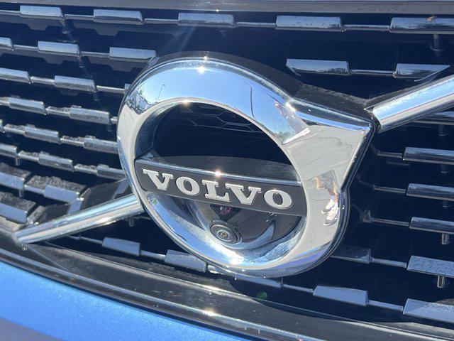 used 2020 Volvo XC40 car, priced at $23,697