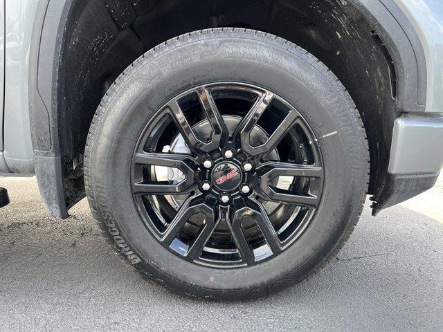 new 2025 GMC Sierra 1500 car, priced at $51,300