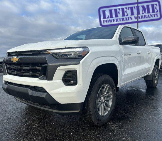 new 2024 Chevrolet Colorado car, priced at $39,997