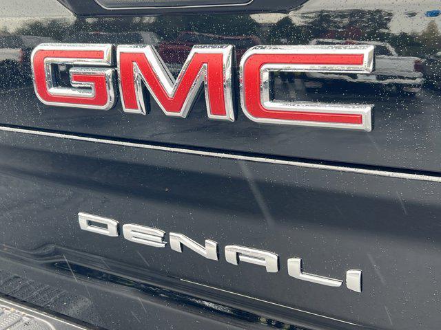 new 2025 GMC Sierra 2500 car, priced at $80,975