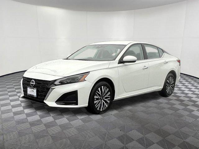 used 2023 Nissan Altima car, priced at $21,397