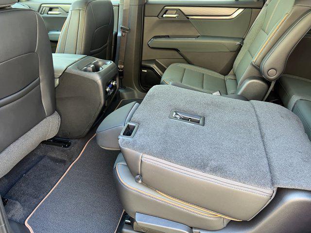 new 2025 GMC Acadia car, priced at $50,884