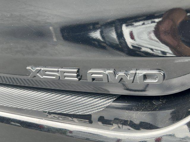 used 2022 Toyota Highlander car, priced at $40,997
