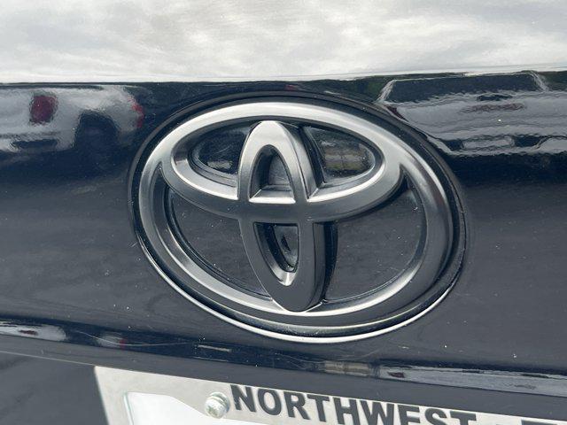 used 2022 Toyota Highlander car, priced at $40,997