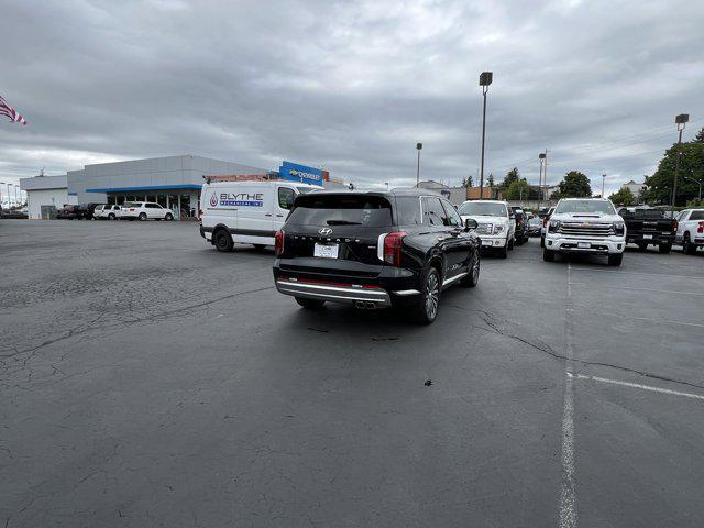 used 2024 Hyundai Palisade car, priced at $42,697