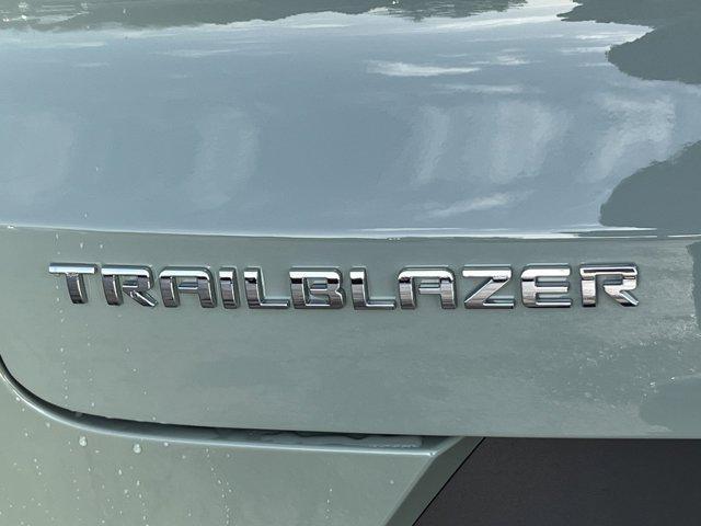 new 2025 Chevrolet TrailBlazer car, priced at $23,997