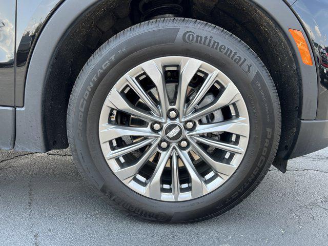 used 2024 Cadillac XT4 car, priced at $33,997