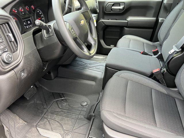 new 2025 Chevrolet Silverado 1500 car, priced at $39,007