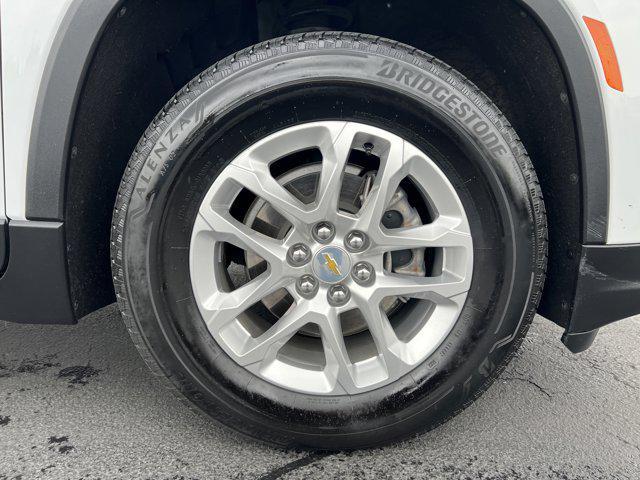 used 2023 Chevrolet Traverse car, priced at $32,997