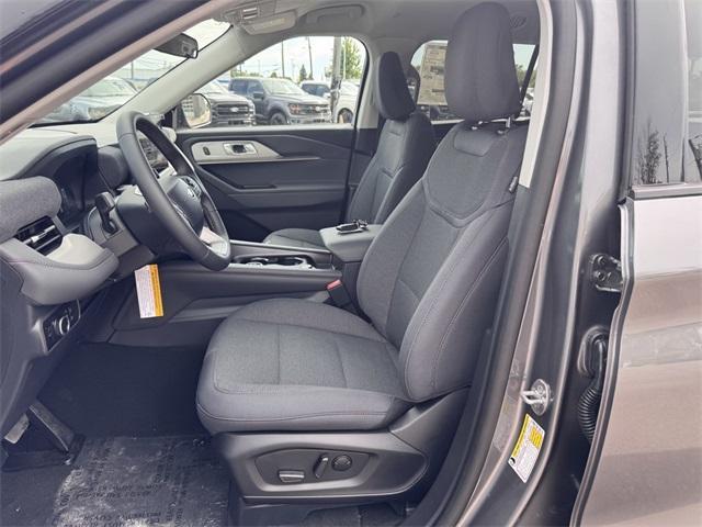 new 2025 Ford Explorer car