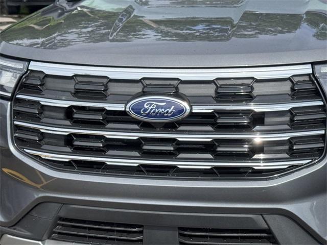 new 2025 Ford Explorer car