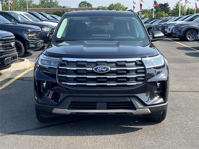 new 2025 Ford Explorer car